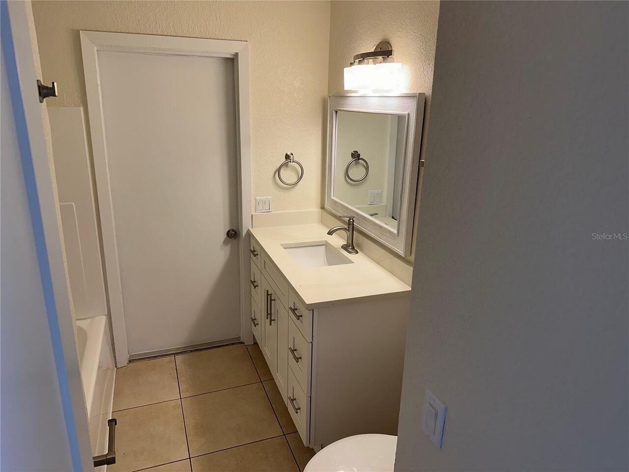 Listing Photo 9