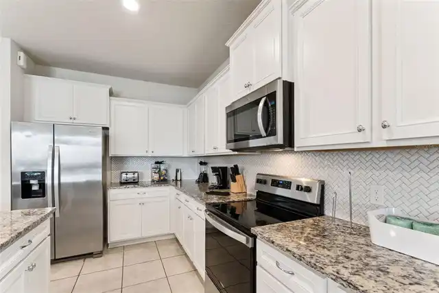 Listing Photo 7