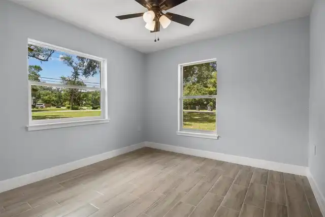 Listing Photo 32