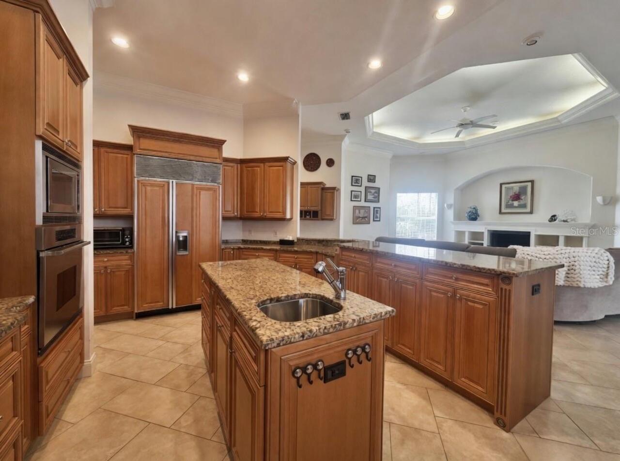 Listing Photo 11