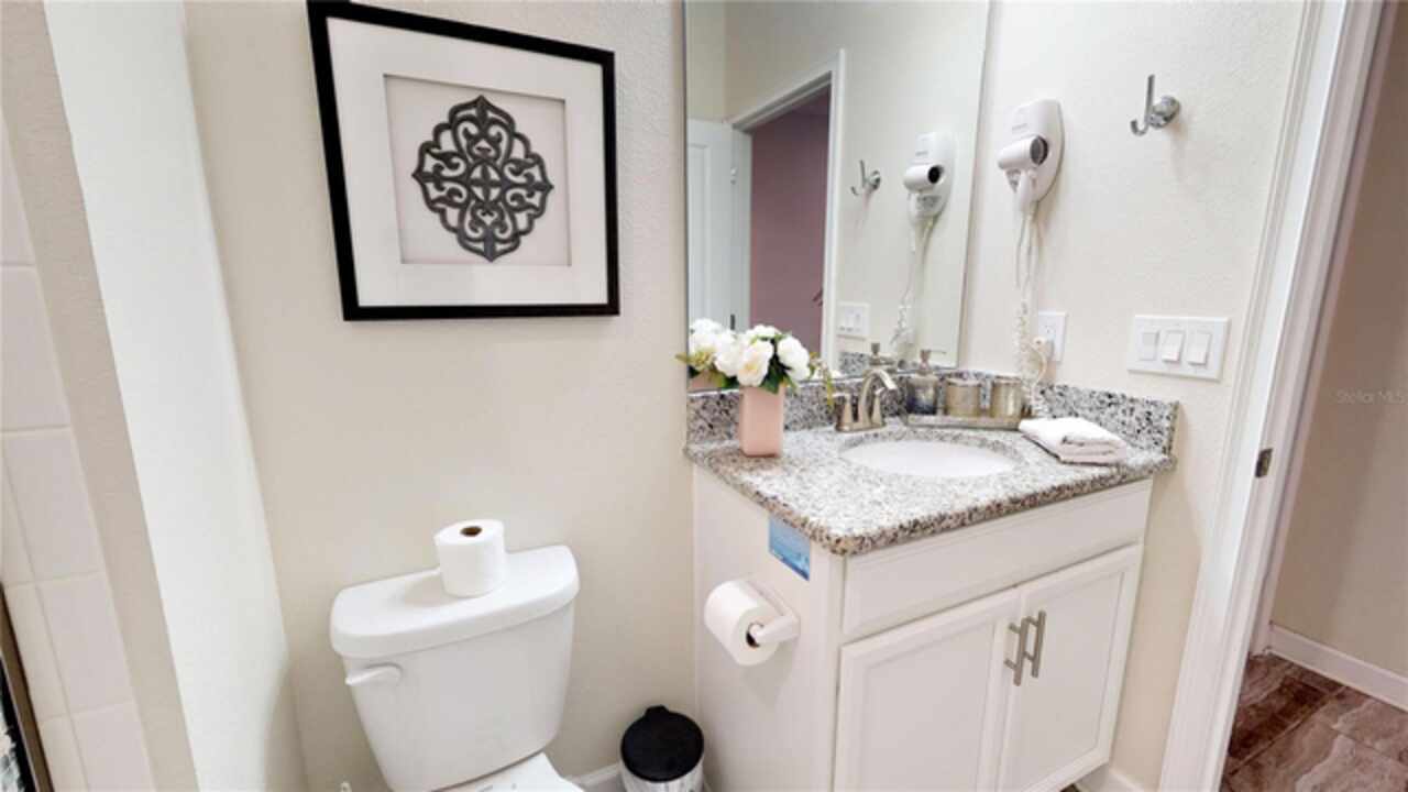 Listing Photo 12