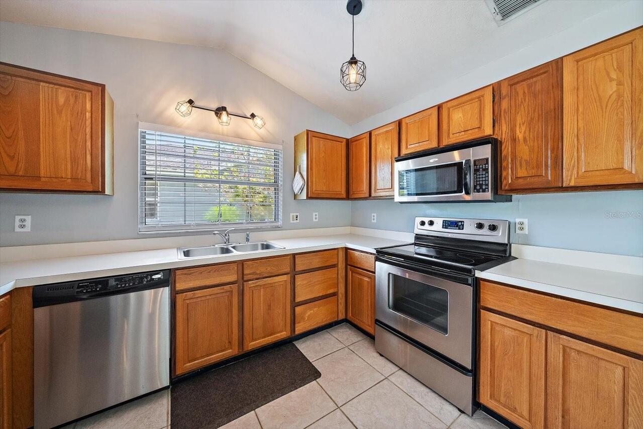 Listing Photo 17