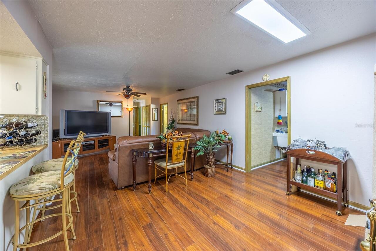 Listing Photo 17