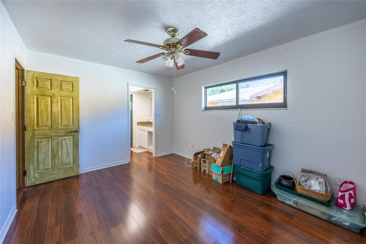 Listing Photo 21