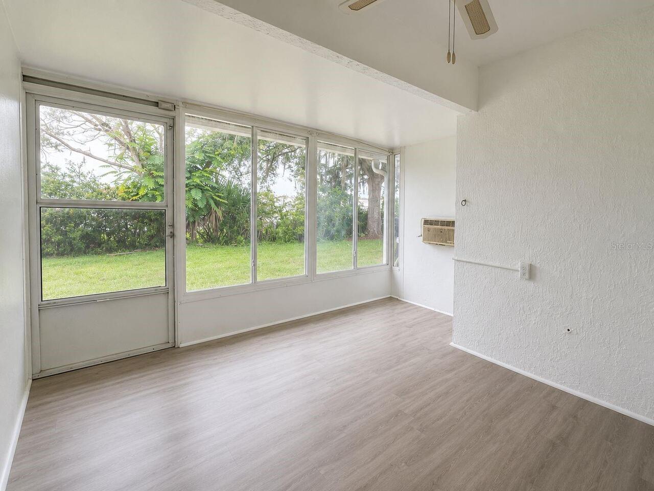 Listing Photo 24