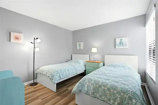 Listing Photo 14
