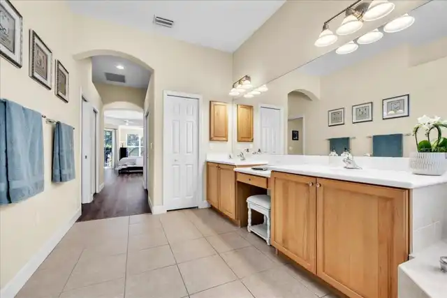 Listing Photo 43