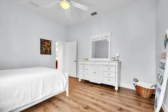 Listing Photo 52