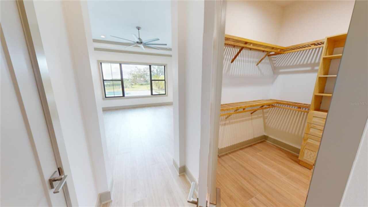 Listing Photo 24