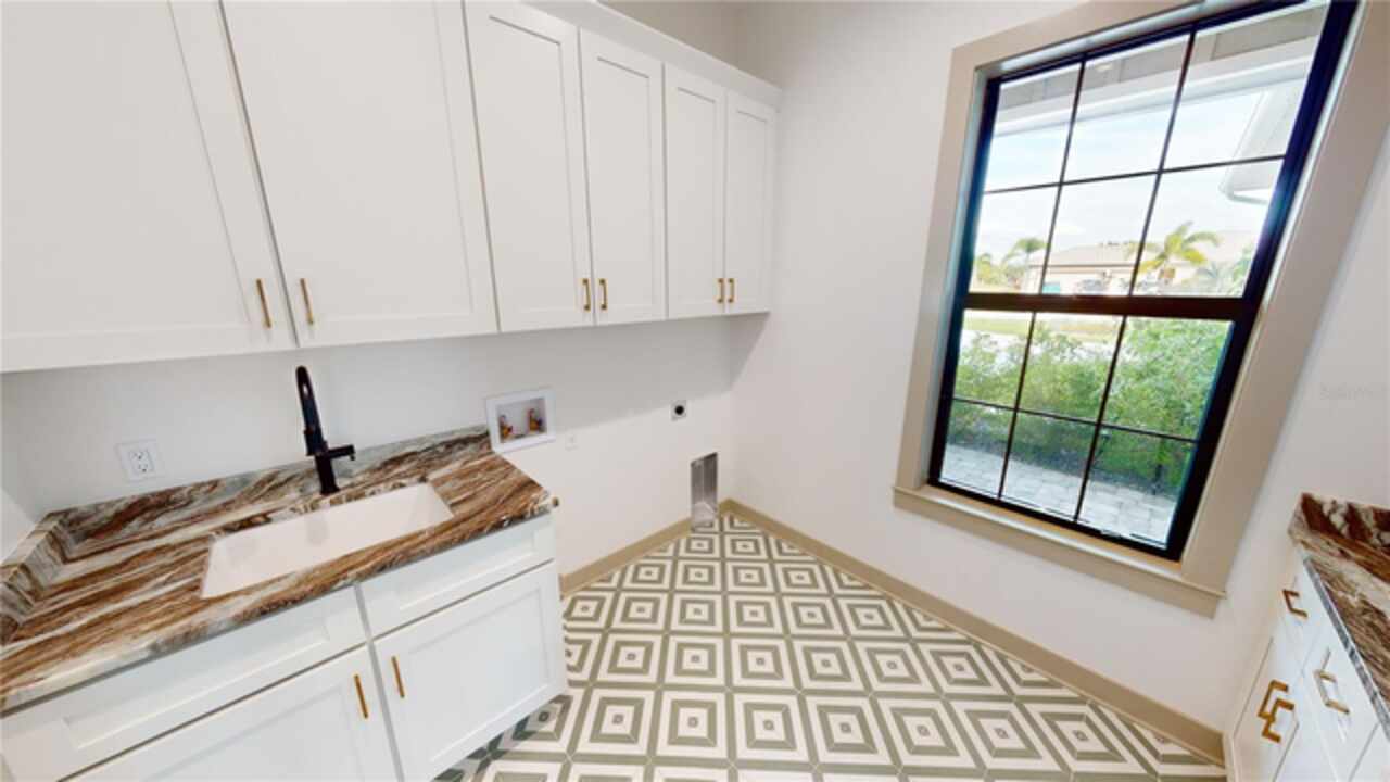Listing Photo 35