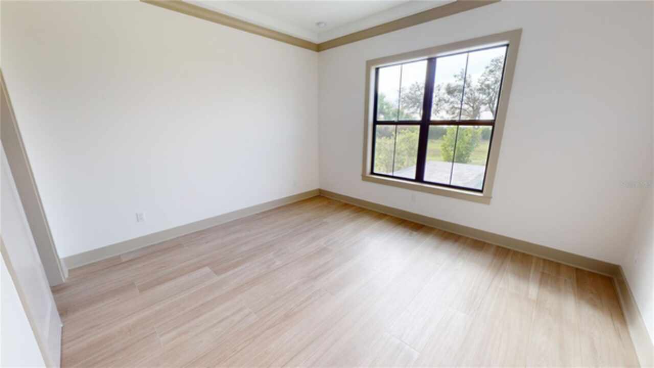 Listing Photo 43