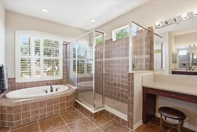 Listing Photo 25
