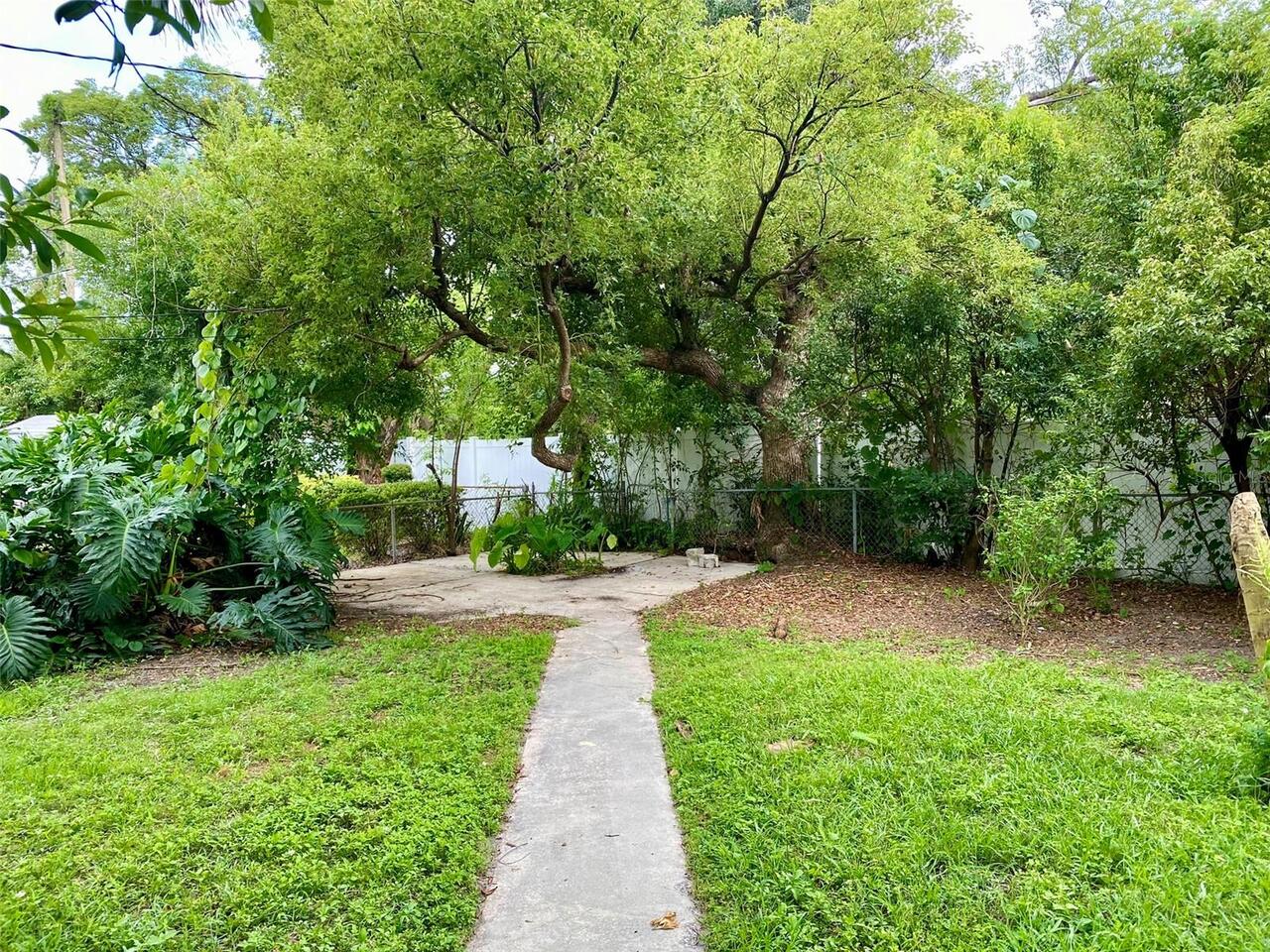 Listing Photo 18