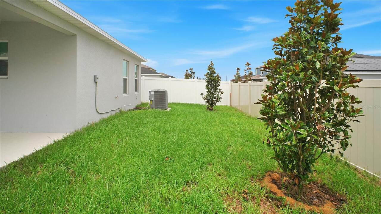 Listing Photo 8