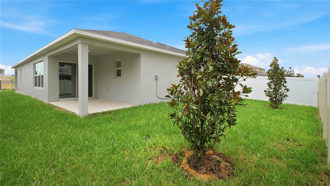 Listing Photo 9