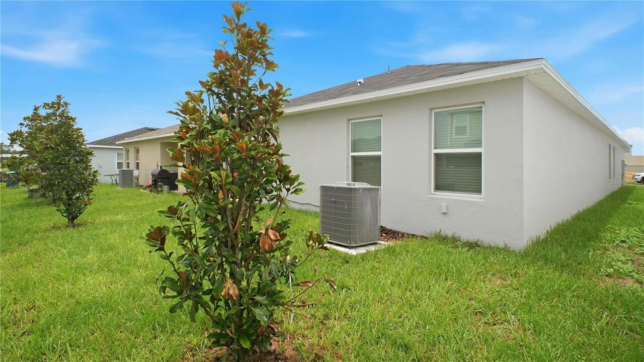 Listing Photo 10