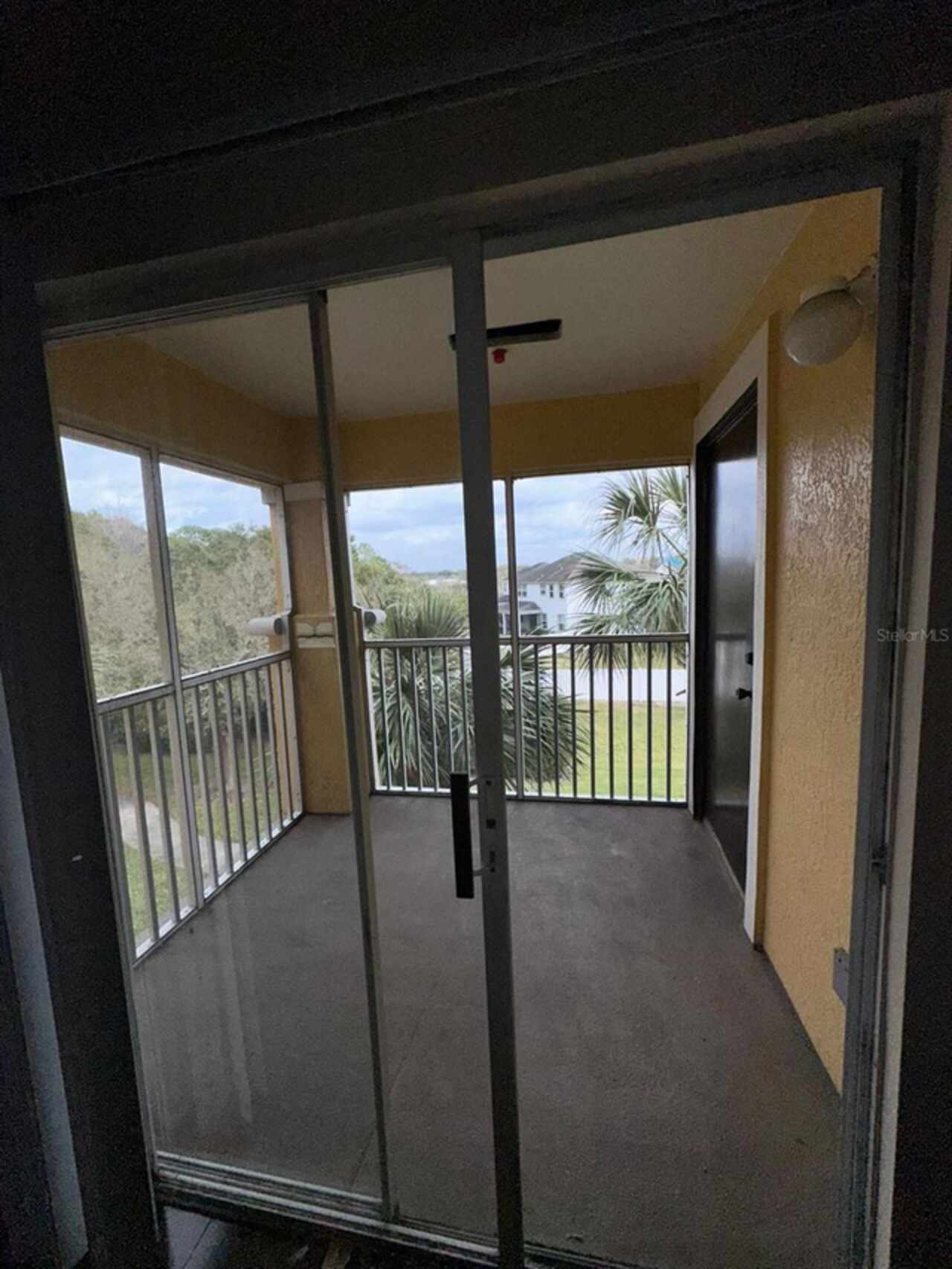 Listing Photo 12
