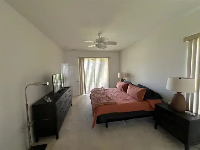 Listing Photo 11