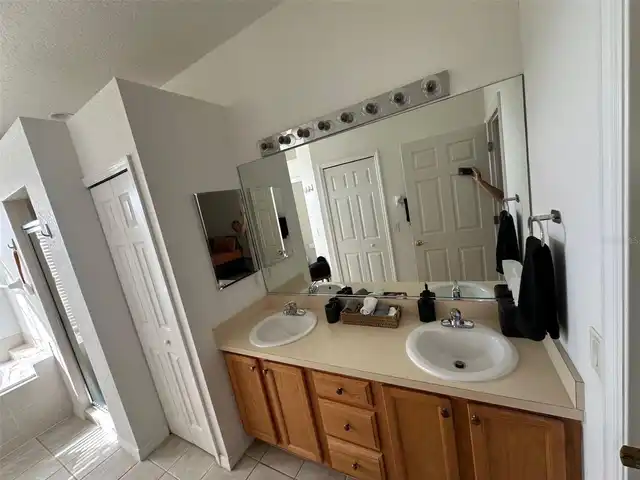 Listing Photo 13