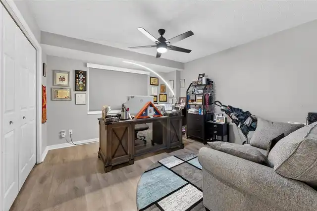 Listing Photo 25