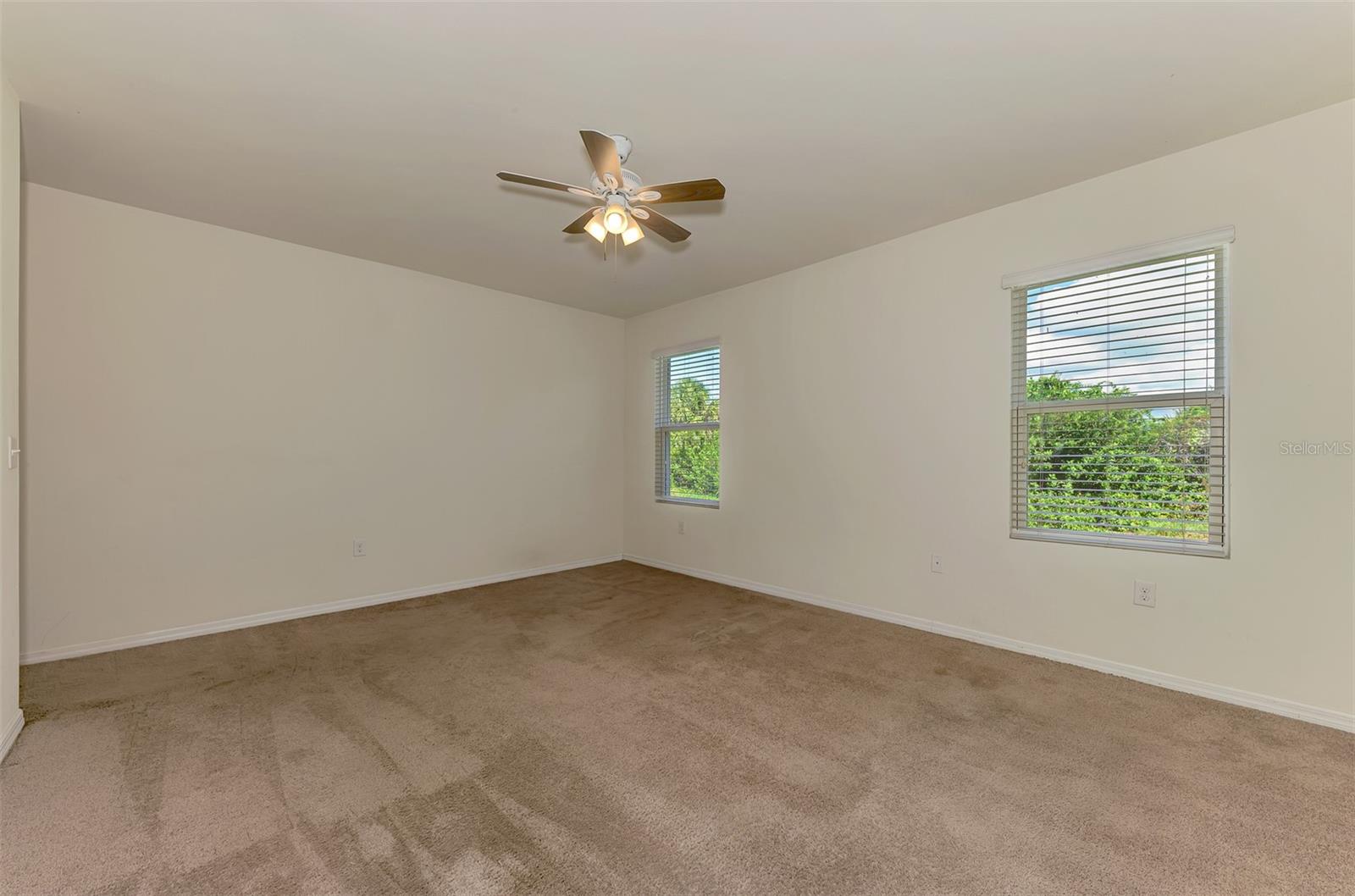 Listing Photo 32