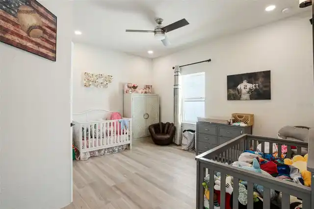 Listing Photo 9