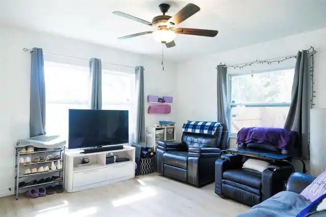 Listing Photo 6