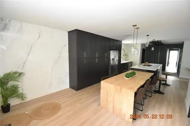 Listing Photo 14