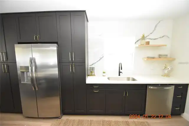 Listing Photo 15