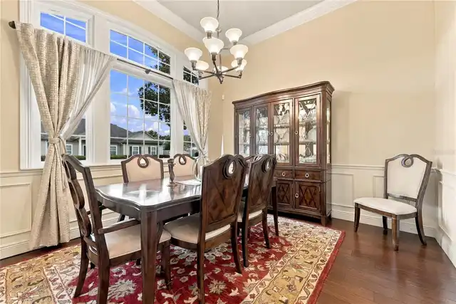 Listing Photo 8