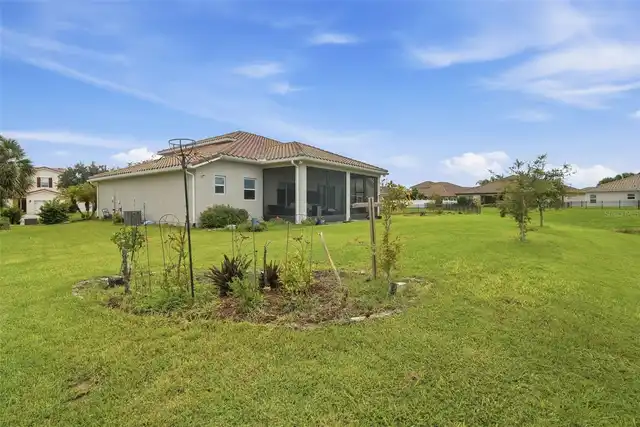 Listing Photo 38