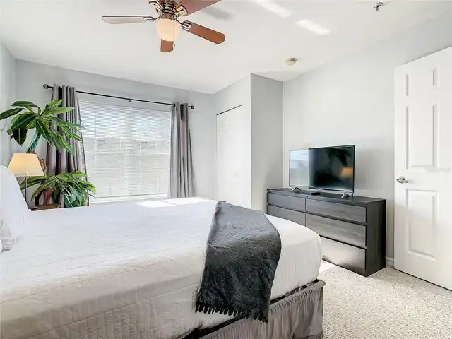 Listing Photo 9