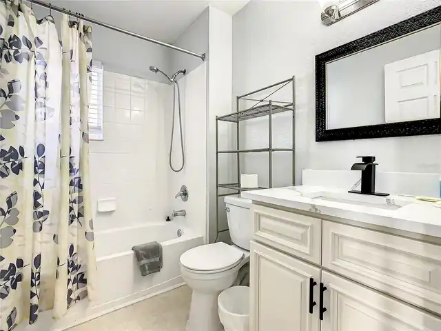 Listing Photo 20