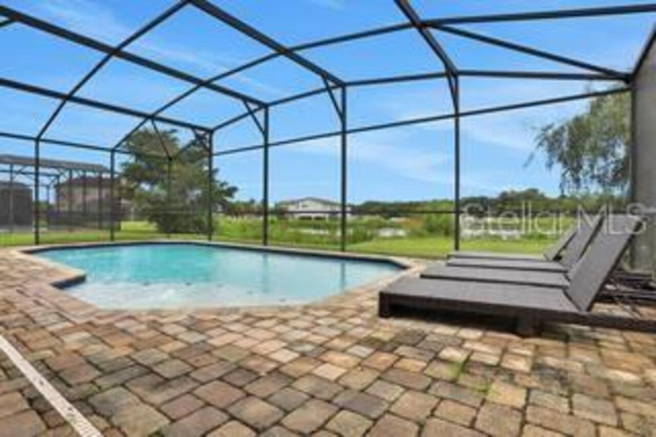 Listing Photo 25