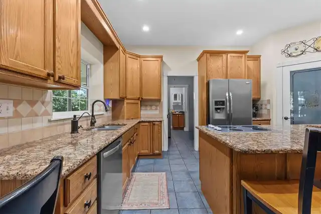 Listing Photo 19