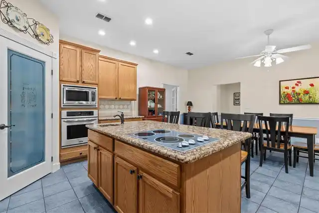 Listing Photo 21