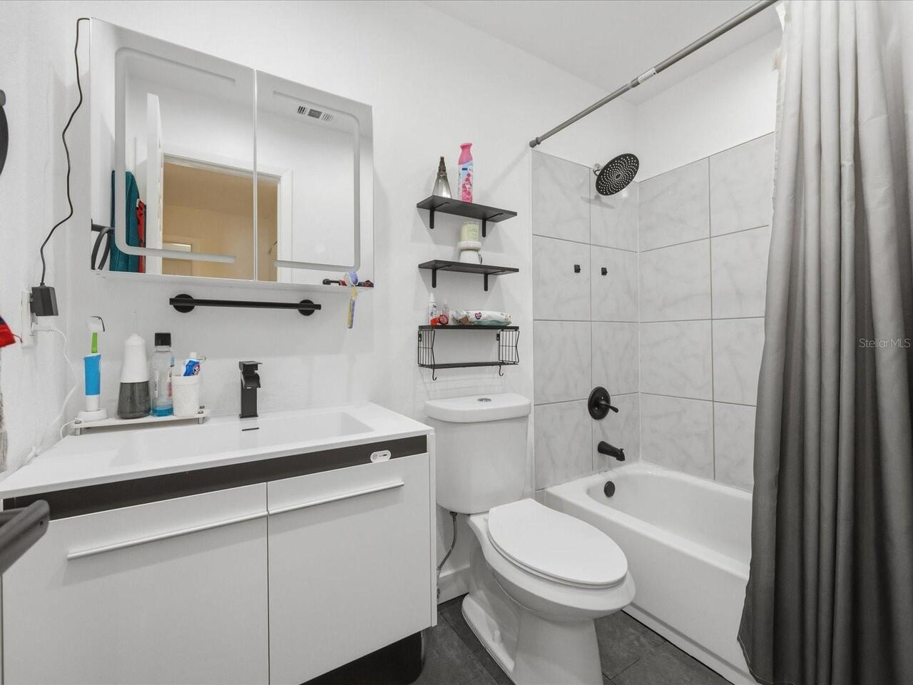 Listing Photo 18