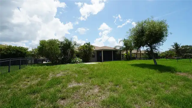 Listing Photo 19