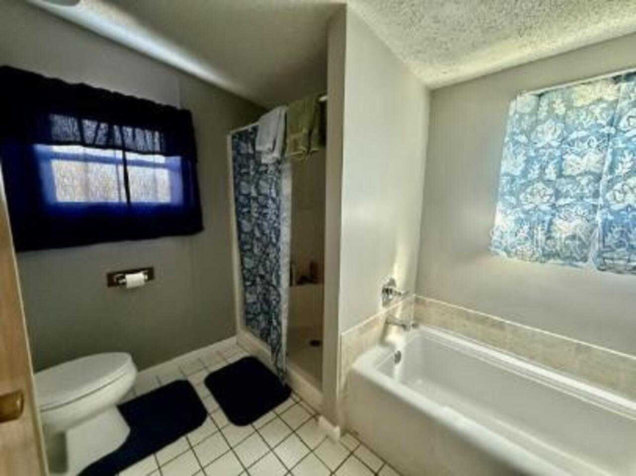 Listing Photo 17