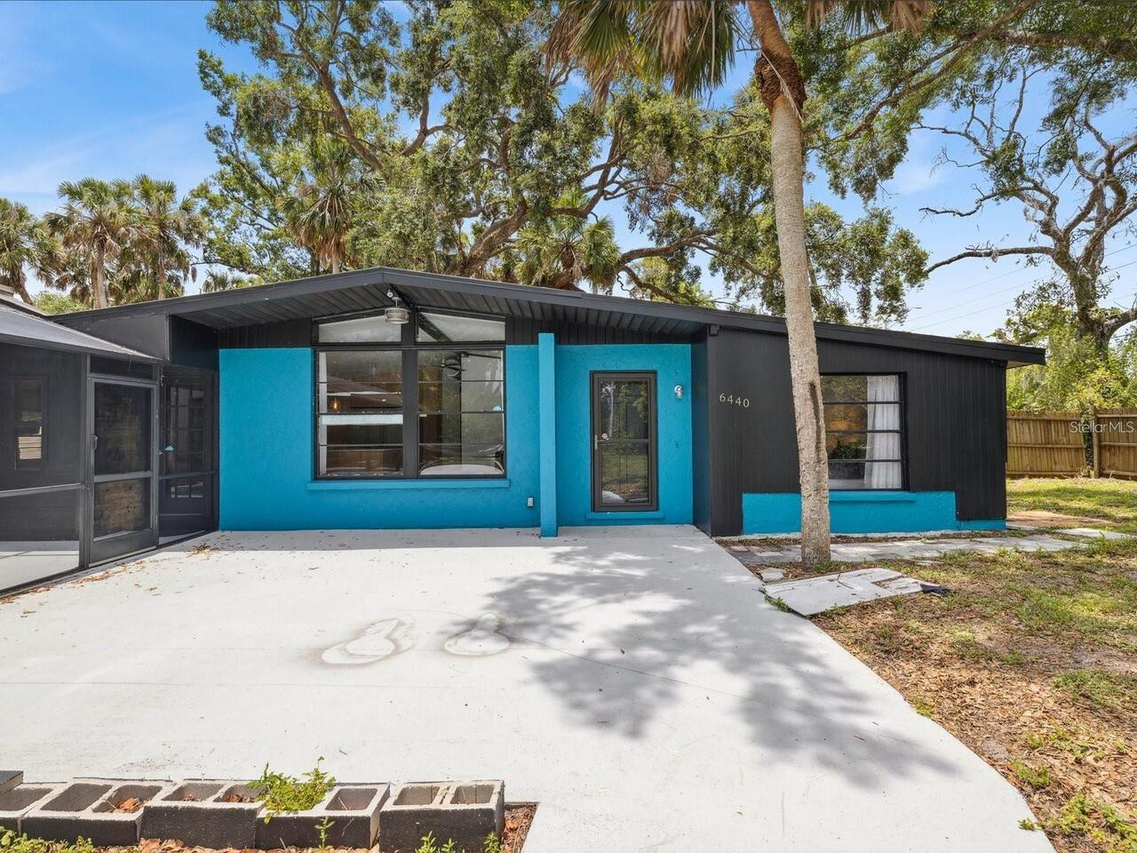 Sarasota Real Estate