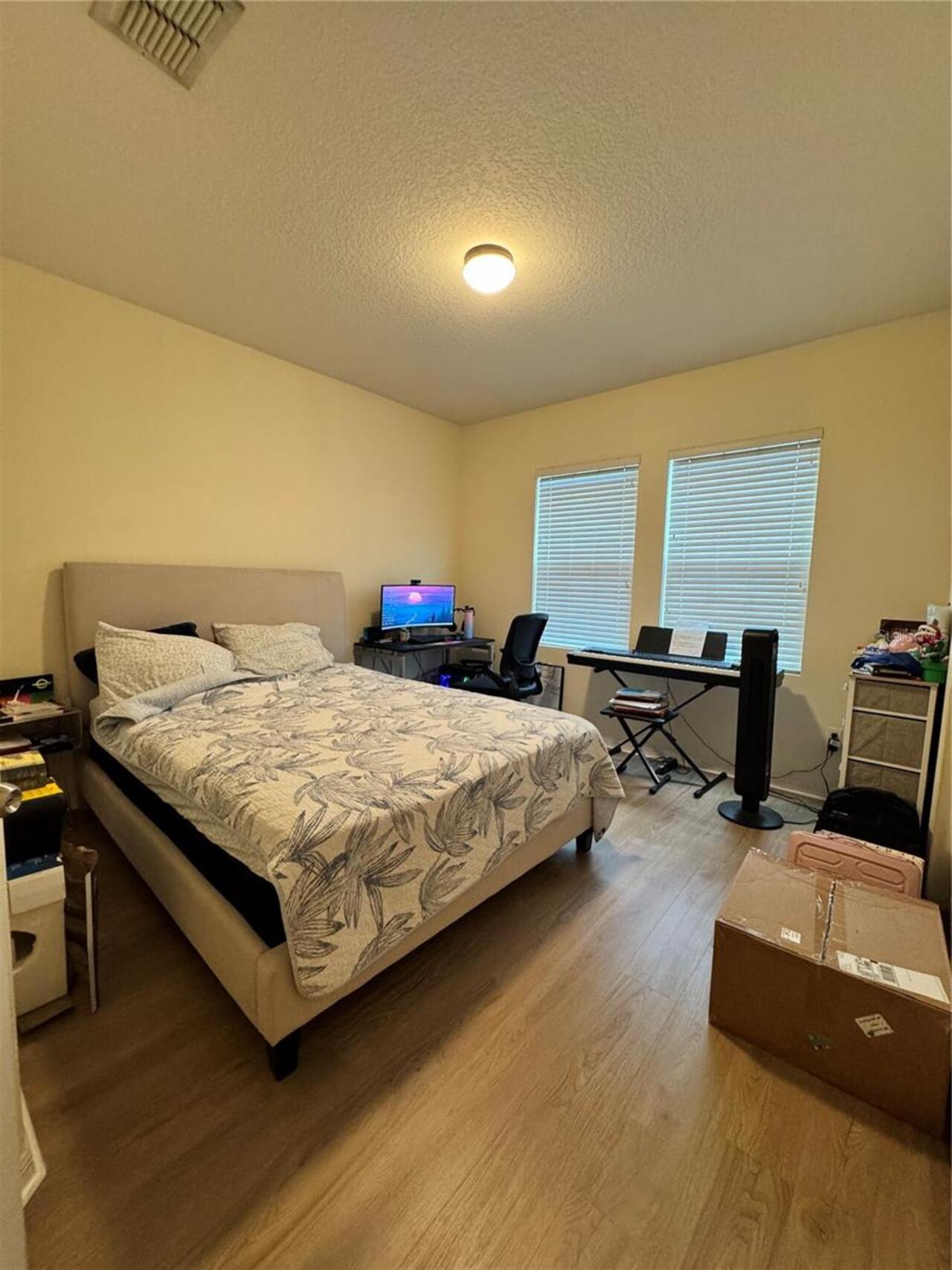 Listing Photo 15