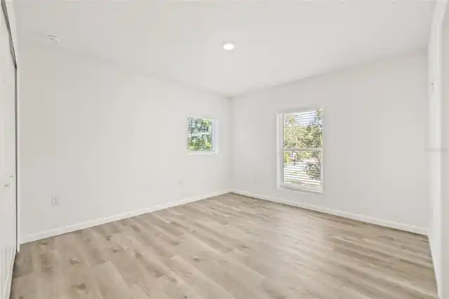 Listing Photo 38