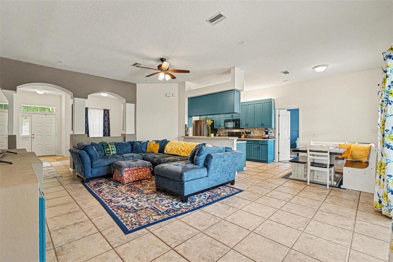 Listing Photo 9