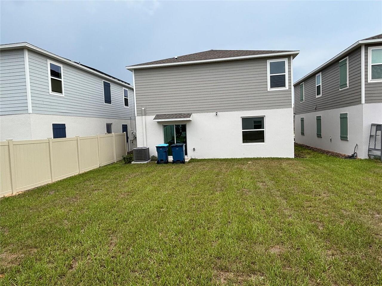 Listing Photo 12