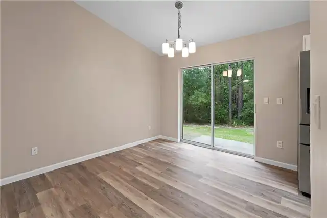 Listing Photo 7