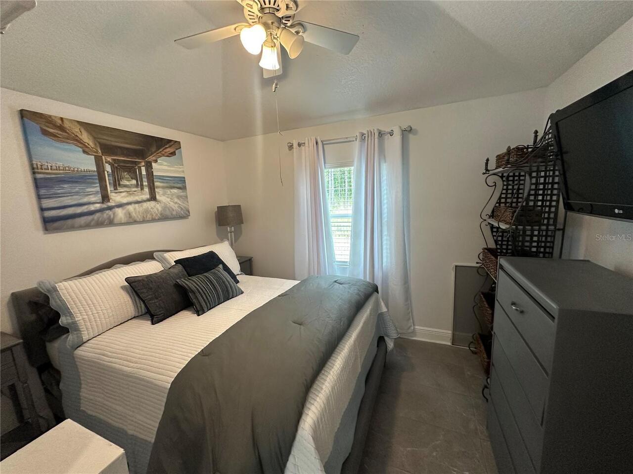 Listing Photo 9