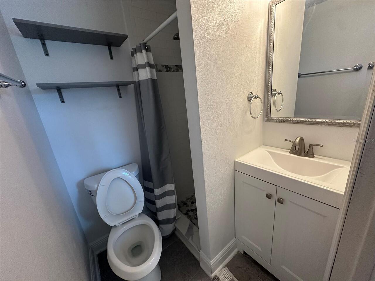 Listing Photo 10