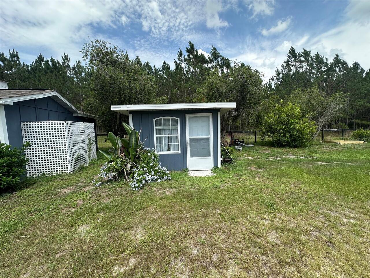 Listing Photo 12
