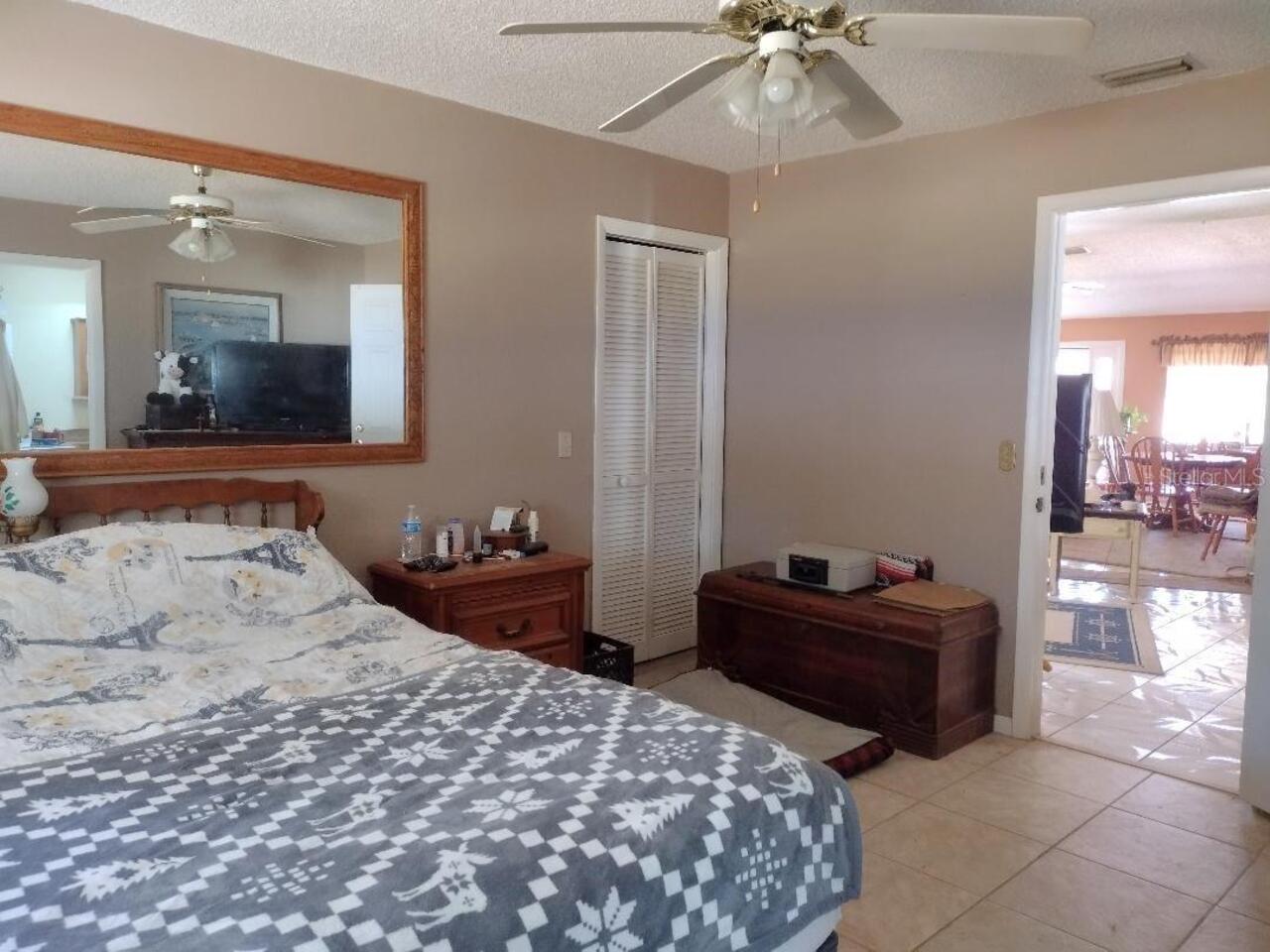 Listing Photo 11