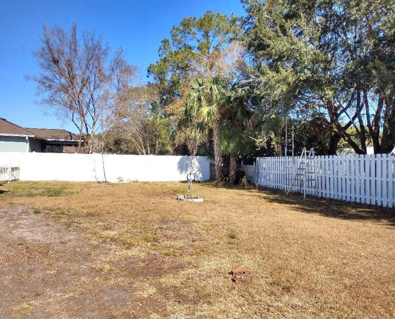Listing Photo 22